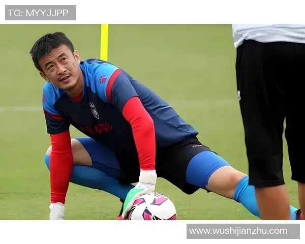 足球明星变胖后的搞笑瞬间引发球迷热议和欢乐评论